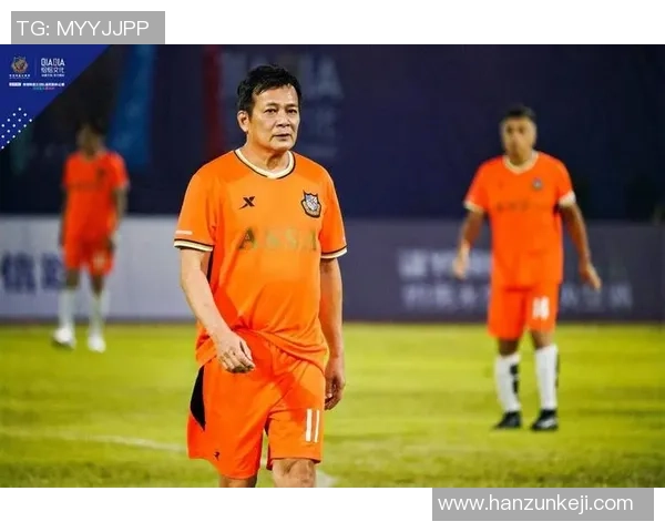 矮个子也能闪耀绿茵场足球明星们的身高与成就之路 矮个子也能闪耀绿茵场足球明星们的身高与成就之路